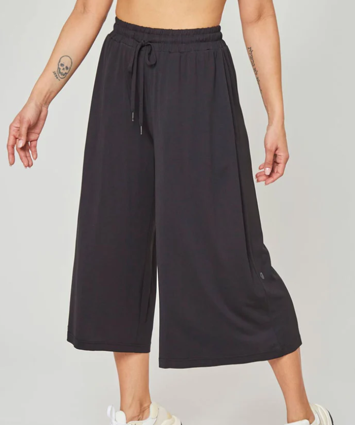 MPG Sport Maeve Wide Leg Cropped Pant