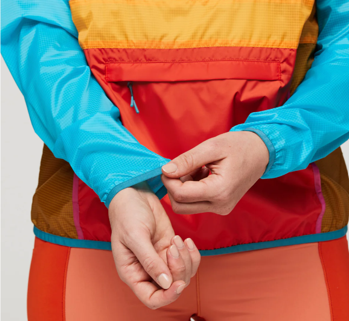 Cotopaxi Teca Half Zip Windbreaker