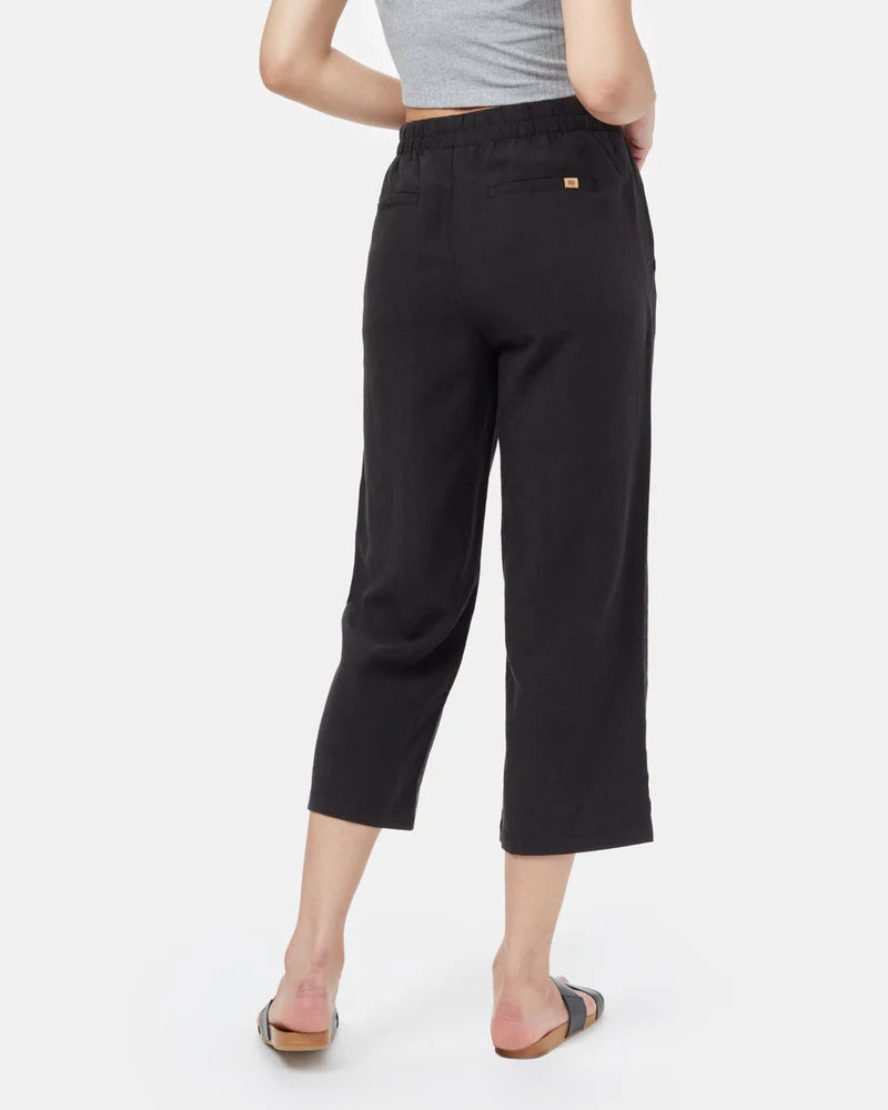 Tentree Billow Tree Linen pant Person wearing black capri pants on a white background
