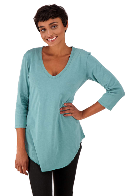 The Good Tee Relaxed 3/4 Sleeve V-neck T-shirt